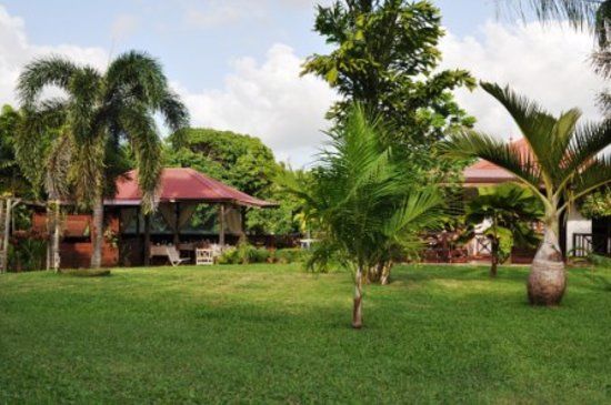 La Table des Bougainvilliers